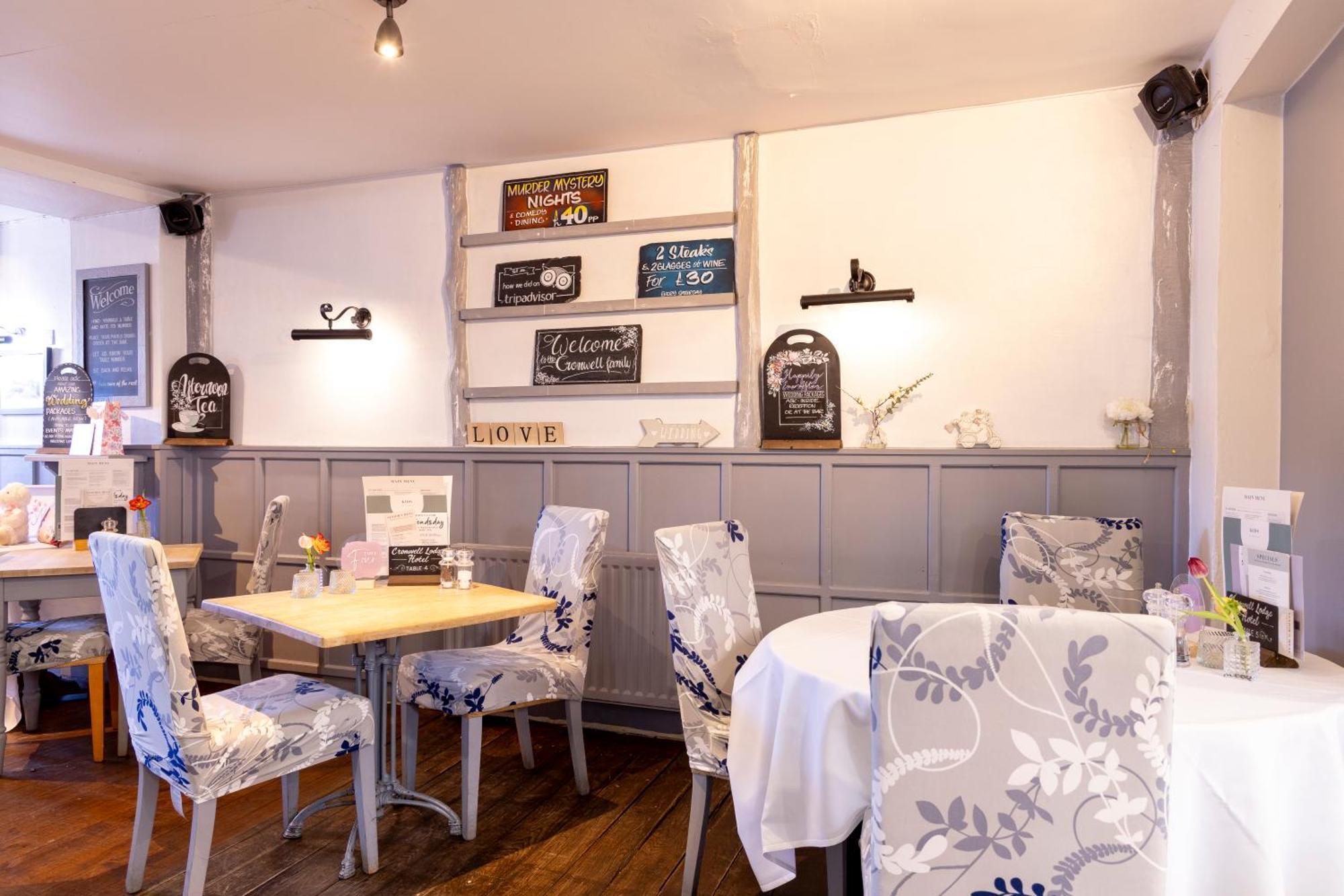 Cromwell Lodge Hotel By Greene King Inns บันเบอรี ภายนอก รูปภาพ