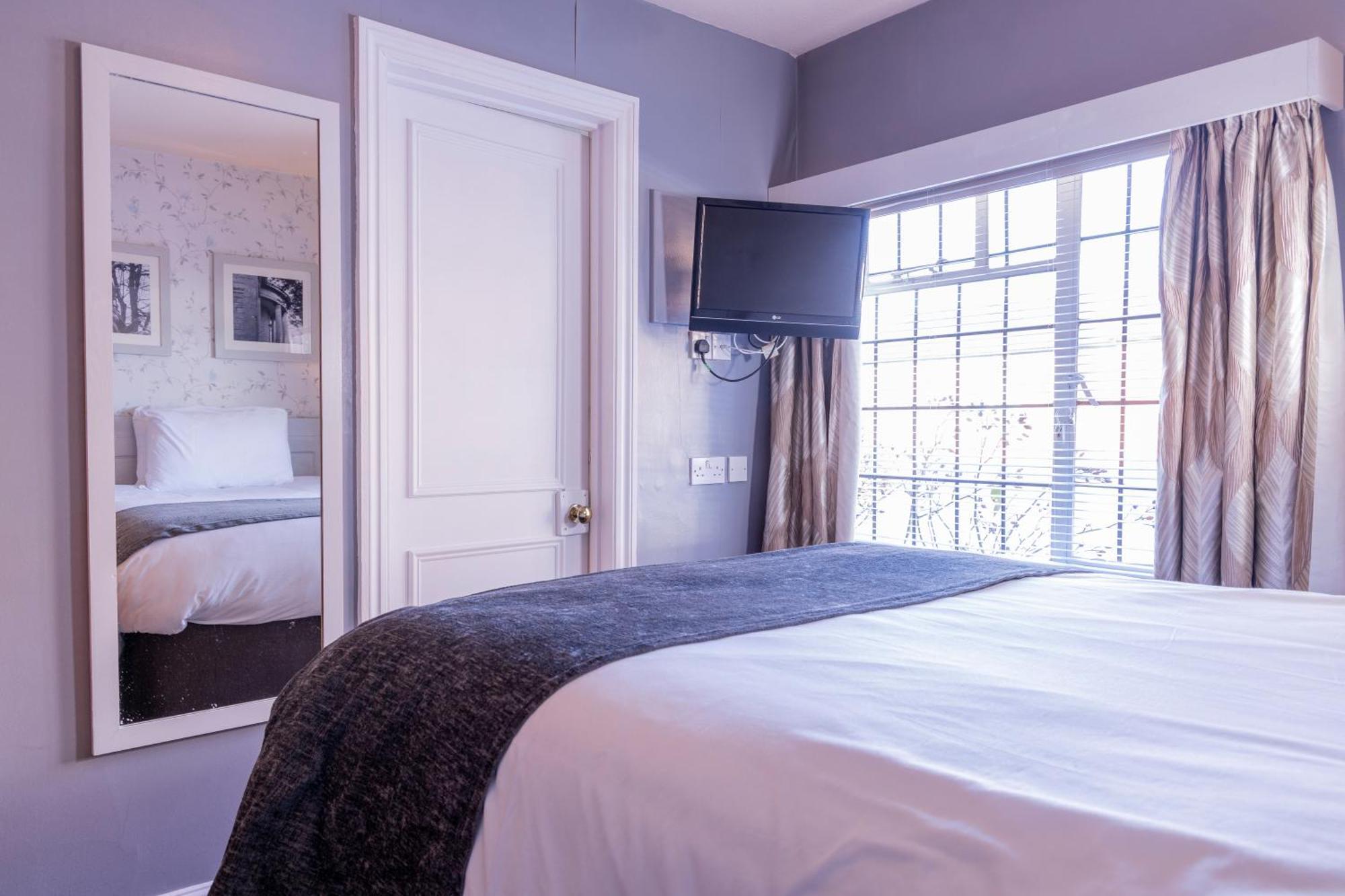 Cromwell Lodge Hotel By Greene King Inns บันเบอรี ภายนอก รูปภาพ