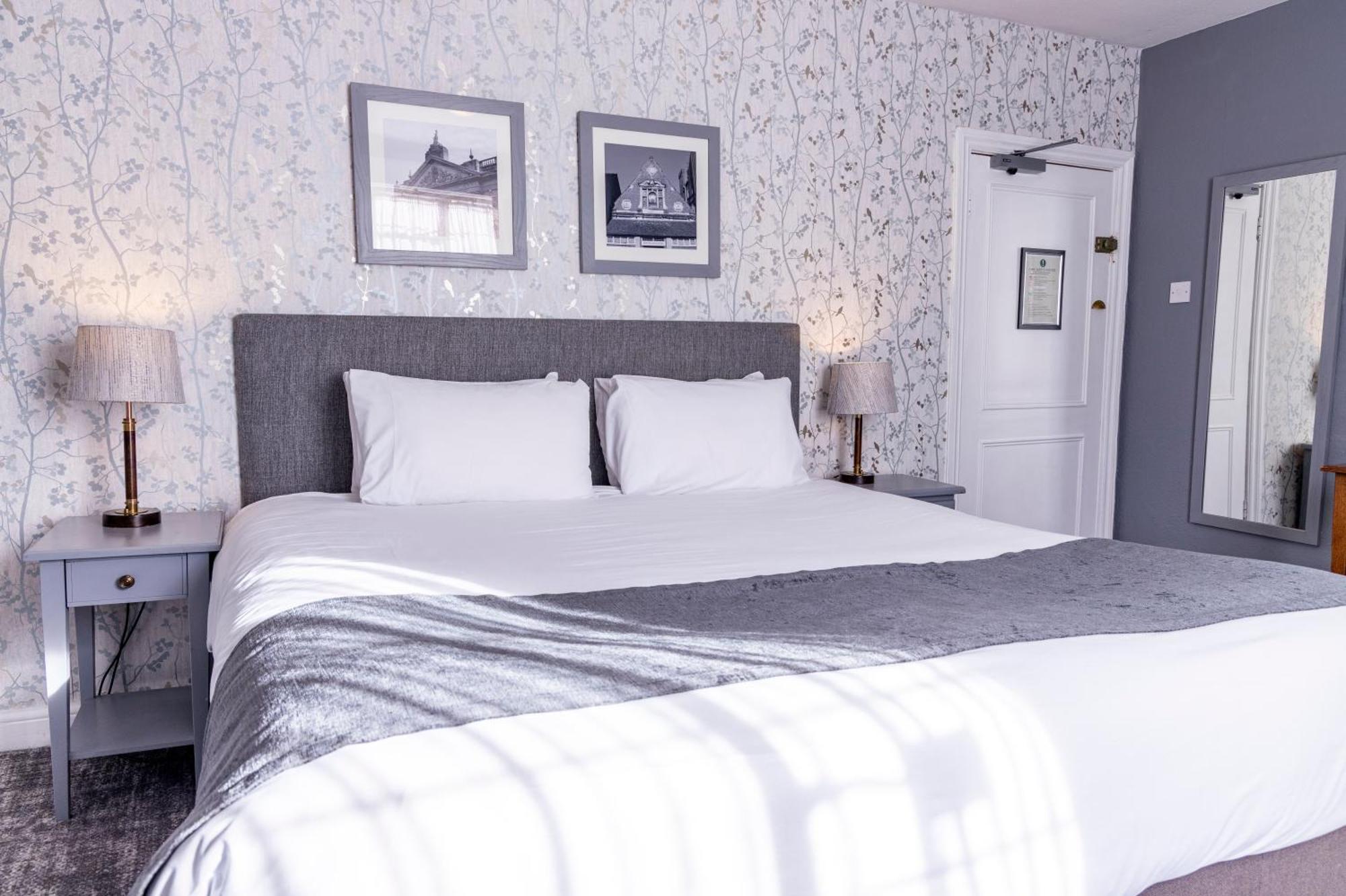 Cromwell Lodge Hotel By Greene King Inns บันเบอรี ภายนอก รูปภาพ